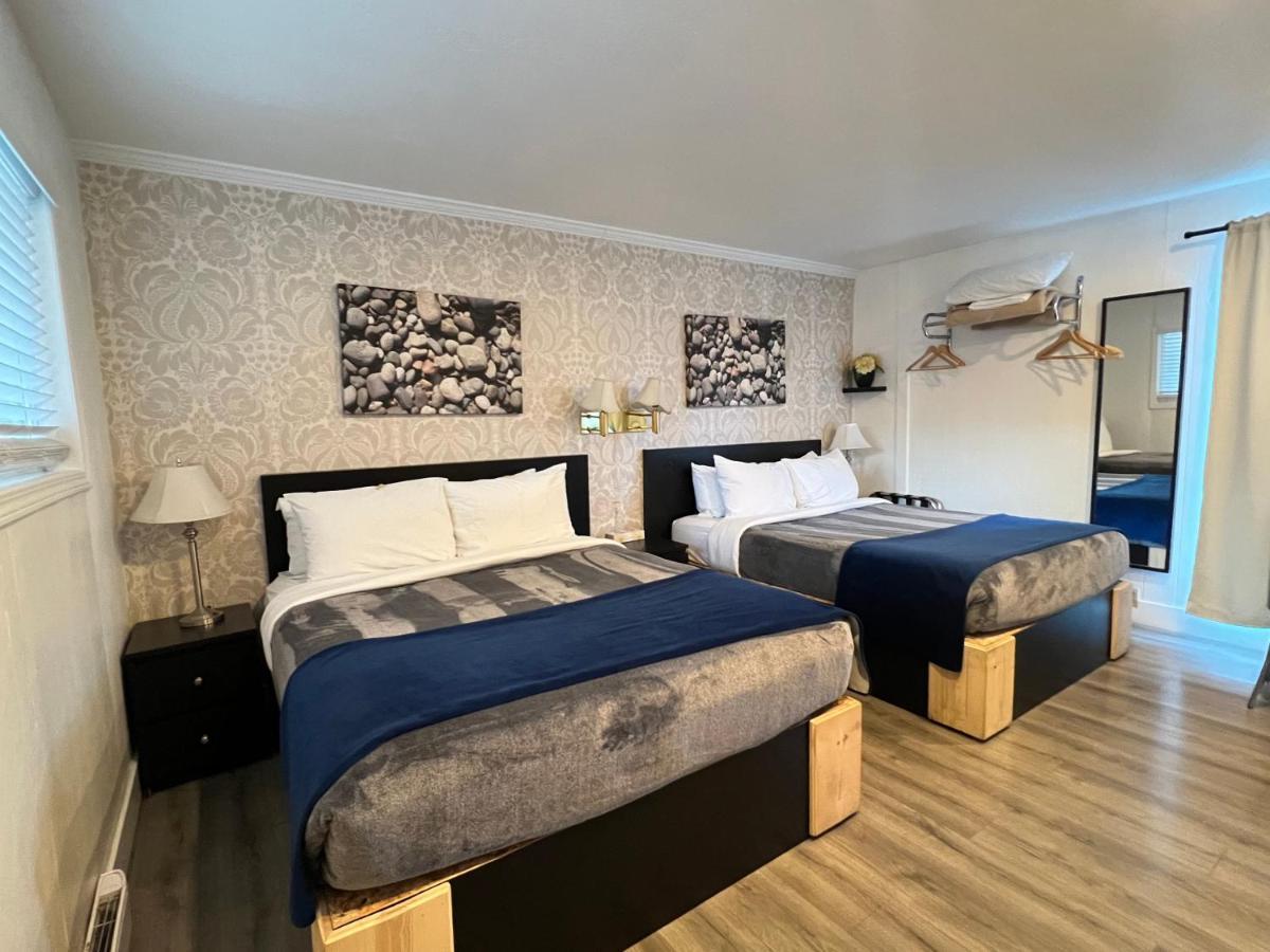 Riverside 3*